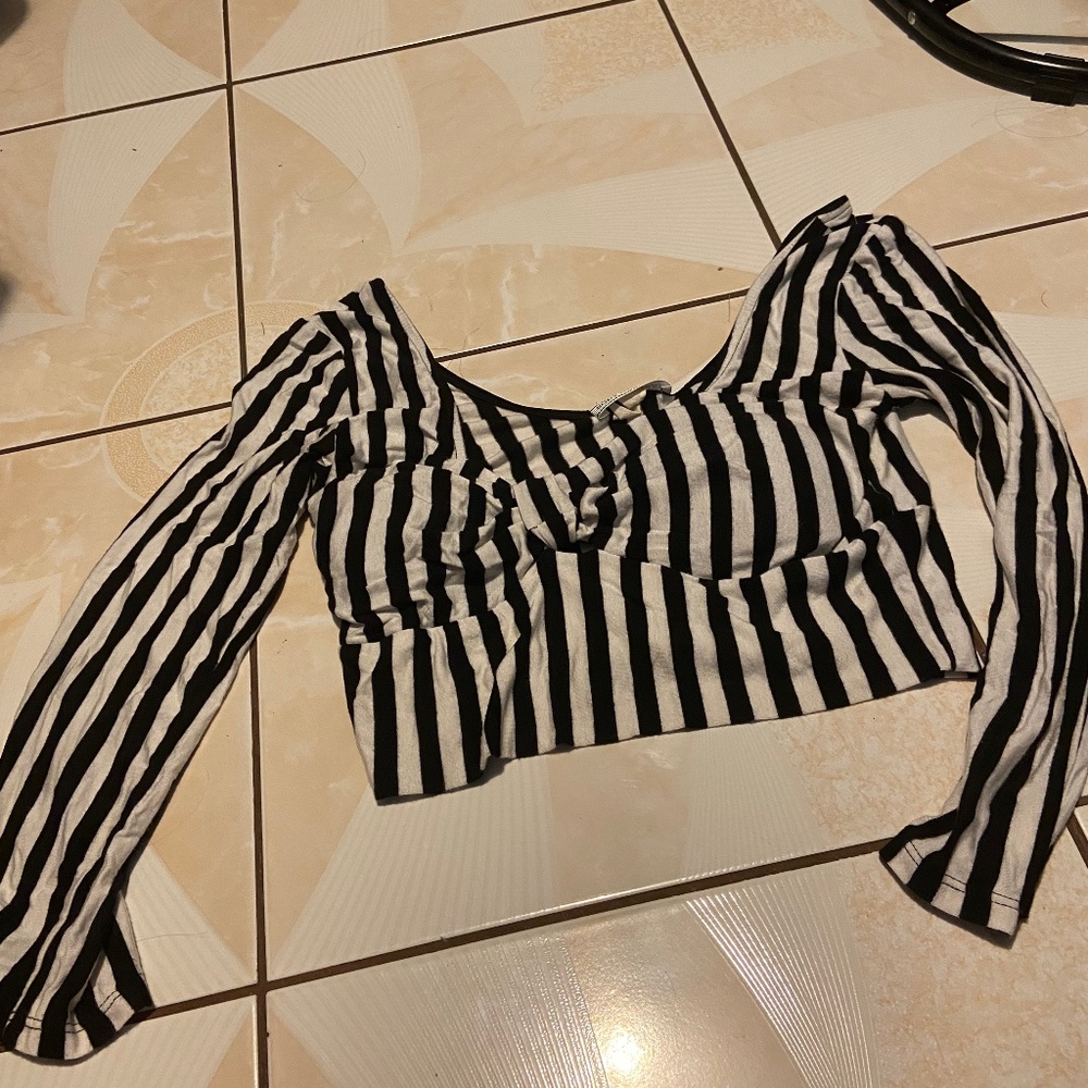 Long sleeve body central top